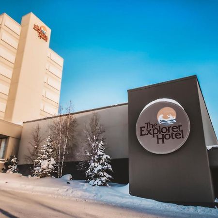 The Explorer Hotel Yellowknife Dış mekan fotoğraf