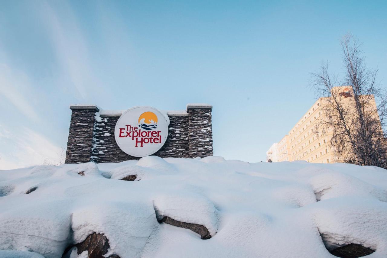 The Explorer Hotel Yellowknife Dış mekan fotoğraf