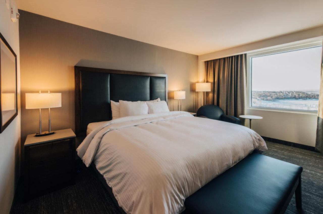 The Explorer Hotel Yellowknife Oda fotoğraf